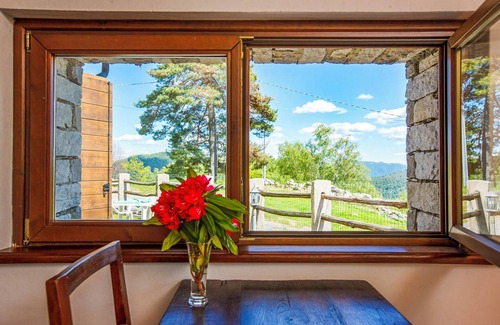 Caprezzo Casa | Freistehendes 3½-zimmer-rustico mit Garten im Naturschutzgebiet