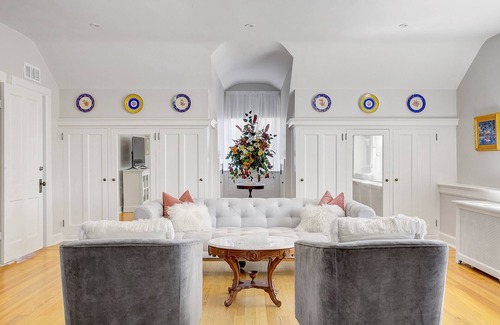 Capitol Hill Casa | Mansión del Consulado de Francia / 5BR Sleeps 12 / Downtown