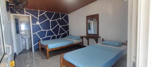 Uppuveli Casa | French Garden Regish Guest House