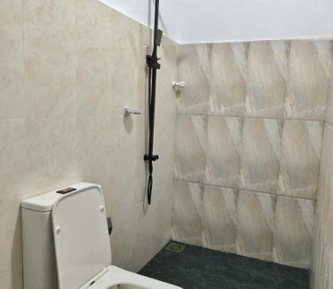 Uppuveli Casa | French Garden Regish Guest House