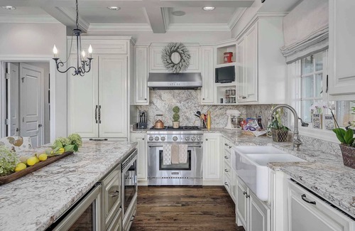 Mentone Casa | French Quarter - New Orleans Charm in the Mountain