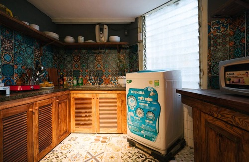 Hoan Kiem Villa | Villa francesa. 2BR. Casco antiguo. Enorme balcón. Jardín de barbacoa
