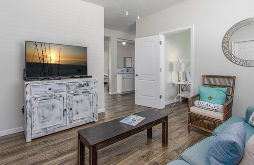 Clearwater Beach Casa | Frenchy's S On East Shore 486 3 Bedroom Home by Redawning