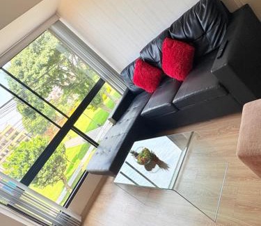 San Miguel Apartamento | Frente al parque departamento