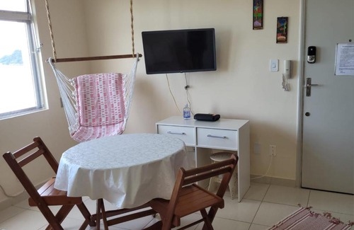 Itarare Apartamento | Frente Mar - Apartamento para 4 Hóspedes com Home Office Wi-Fi 200mbps, Ar Condicionado e Cozinha Completa