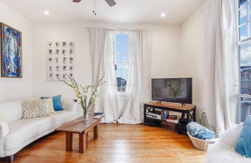 Freret Apartamento | Freret Apartments near Streetcar & Tulane