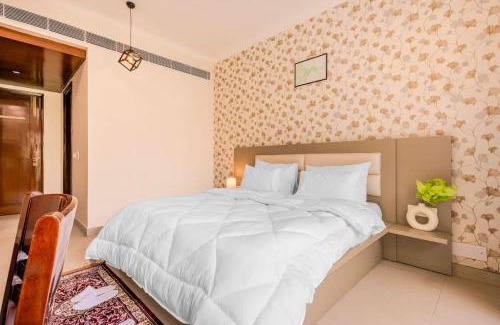 Sector 40 Apartamento | Fresh Air Green Flair 1 BHK with Balcony