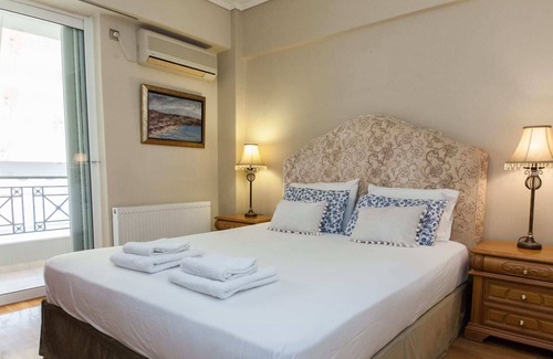 Marousi Apartamento | Fresh Luxury 2BR Retreat in Marousi