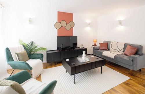 Five Oak Green Casa | Fresh new 3BRhouse close to town
