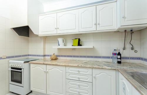 Aldeia das Acoteias Apartamento | Fresh Sunny Flat with Pool & Terrace by Host Wise