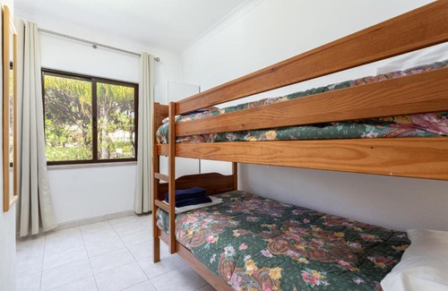 Aldeia das Acoteias Apartamento | Fresh Sunny Flat with Pool & Terrace by Host Wise