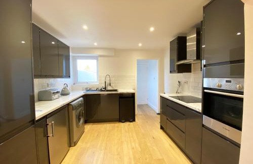 Hereford Casa | Freshly renovated 2 bedroom Victorian town house.