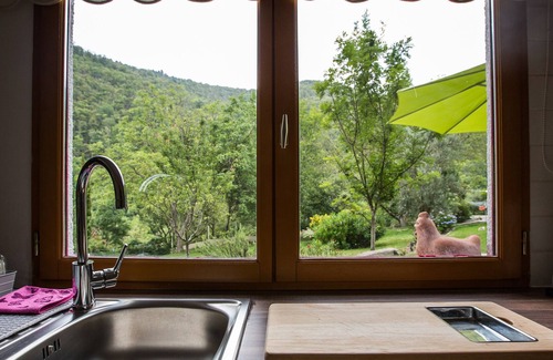 Corsavy Casa | Casa rural recientemente renovada con hermosa vista a la montaña!