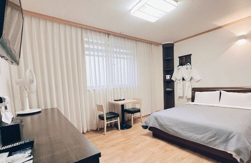Ganghwa Hotel | Gwanghwa Fresia Hotel