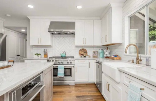 Raisin Casa | Fresno Home|Family Friendly Loft| 3/2.5 | Garage