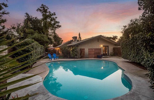 Fresno Casa | Fresno House|Pool|BBQ|Family-Friendly|Serene 3 Bed/2Bath