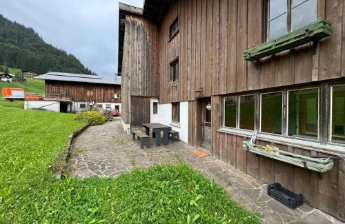 Sonntag Apartamento | Freundliche 2-Zimmer-Erdgeschosswohnung mit Garten in Seeberg