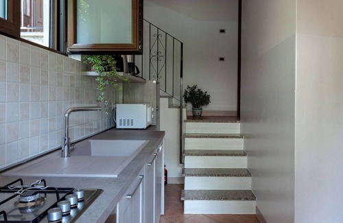 Vacciago Apartamento | Frey House apt. 1, 2 and 3 at Lake Orta with pool and garden