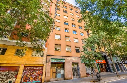 el Fort Pienc Apartamento | Fridays Flats Arc De Triomf - Solar & Spacious