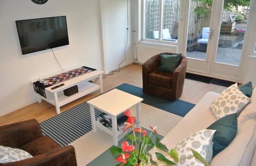 Zwanenburg Casa | Friedalaan Guesthouse