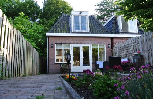Zwanenburg Casa | Friedalaan Guesthouse