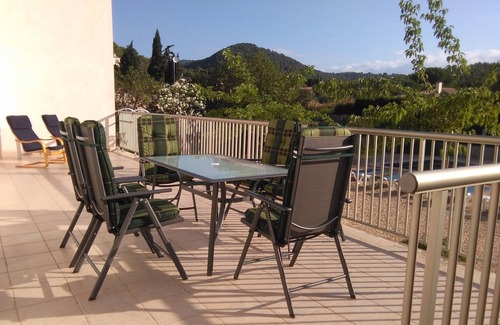 Sa Pobla Chalet De Esquí | Chalet en Sa Pobla con piscina, conexión wifi, BBQ, AC y vistas a la montaña