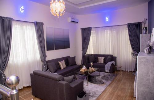 Port Harcourt Casa | Friends and Family Apartment