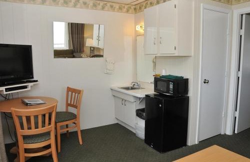 Old Orchard Beach Hotel | Friendship Oceanfront Suites
