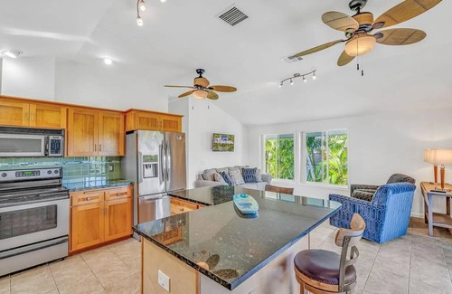 Eden Pines Casa | Frigate Landing - Beautiful Waterfront home,60ft seawall,Tiki Hut, Pet Friendly,