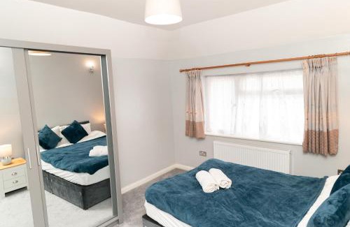 Frimley Apartamento | Frimley Sleeps 5 Free WiFi & Parking