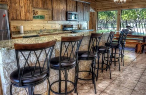 Leakey Otro | Frio Pecan Farm House 25