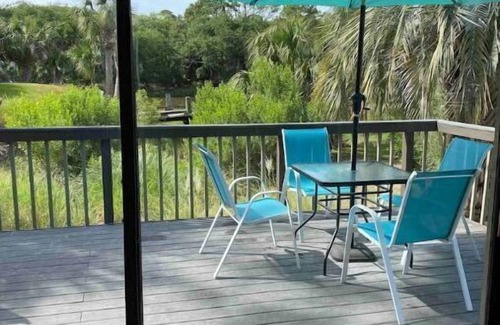 Saint Helena Island Cabaña | Fripp Haven Cottage w/Cart & Golf Course Views
