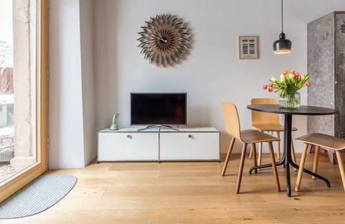 Gundelfingen Apartamento | FRIZ 3, Boutique-Apartment in historischer Scheune