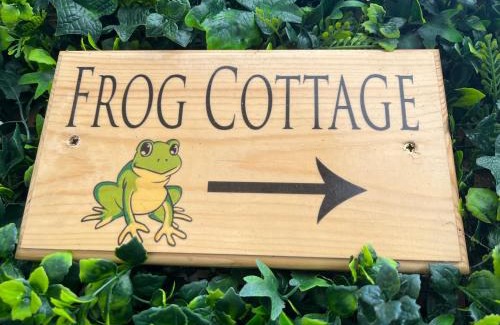 Ludwel Casa | Frog Cottage, Ludlow - a charming townhouse for 4