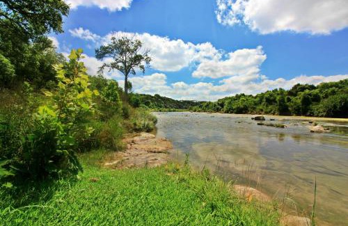 Wimberley Casa | Frog Cottage on the Blanco