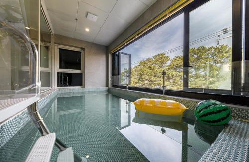 Gyeongju Hotel | From H Brown Dot Hotel Gyeongju Yangnam