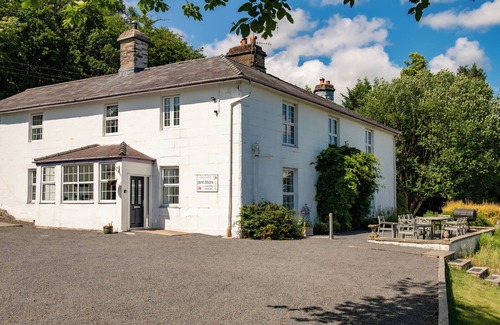 Bala Casa | FRON DDERW, pet friendly, character holiday cottage in Bala