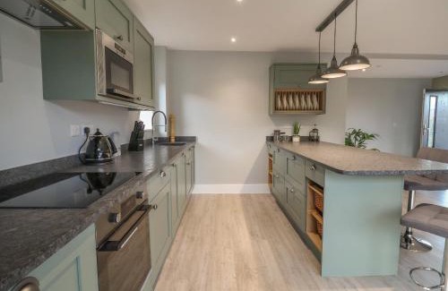 Ruthin Casa | Fron Haul - Gwennol