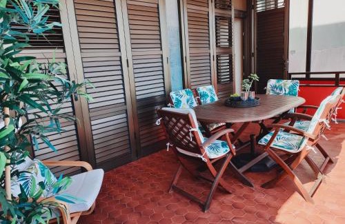 Melenara Apartamento | Front line beach with fantastic terrace.