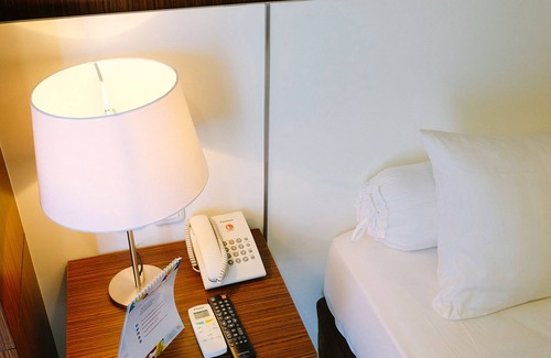 Pamekasan Hotel | Front One Hotel Pamekasan Madura