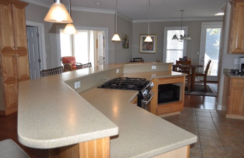 Willoughby Spit Casa | Primera fila con vista al mar! Big Beach House! ¡Vaya costero!
