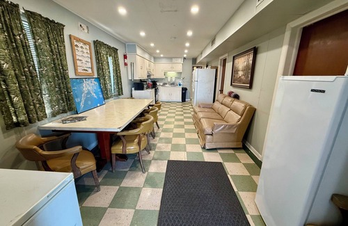 Venice Alquiler De Eote | FRONT ROW VENICE MARINA 3 Beds 1 Bath Sleeps 11 HUGE FRONT DECK W/D ICE WIFI TV
