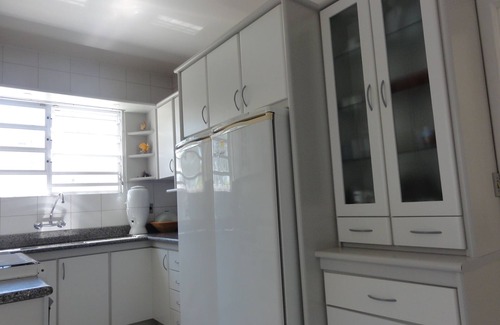 Ingleses do Rio Vermelho Casa | Frente al mar, 4 qtos con split RA, 4 cuartos de baño, Wi-Fi, televisión por cable, barbacoa, horno de leña