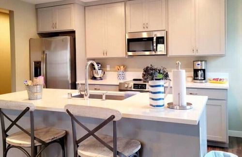 Poulsbo Apartamento | Front Street Suite