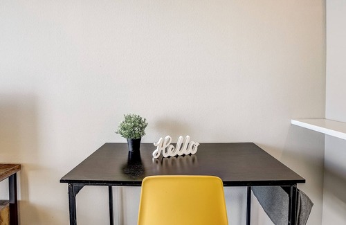 Highland Apartamento | Frontdesk | 1 BR Apt near Texas Capitol