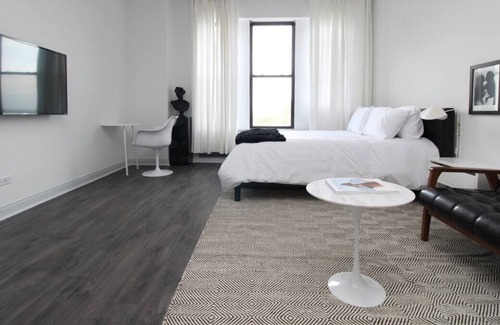 East Hyde Park Apartamento | Frontdesk | 1 BR Apt near University of Chicago