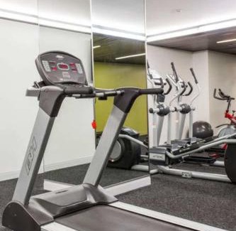 East Hyde Park Apartamento | FRONTDESK 2 BR Apt by Harold Washington Park