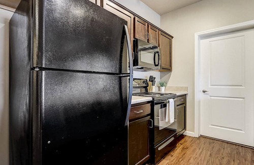 Roseland Apartamento | Frontdesk | 2 BR Near Notre Dame