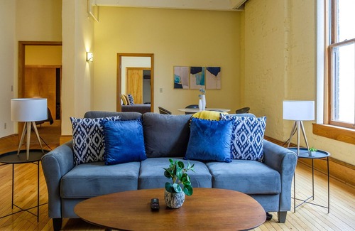 Gateway District Apartamento | FRONTDESK 2063 East 4th Street Apts Downtown Cleveland