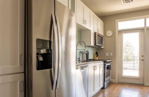 Security Acres Apartamento | Frontdesk | Bright 1 BR Apt in Old Town Scottsdale